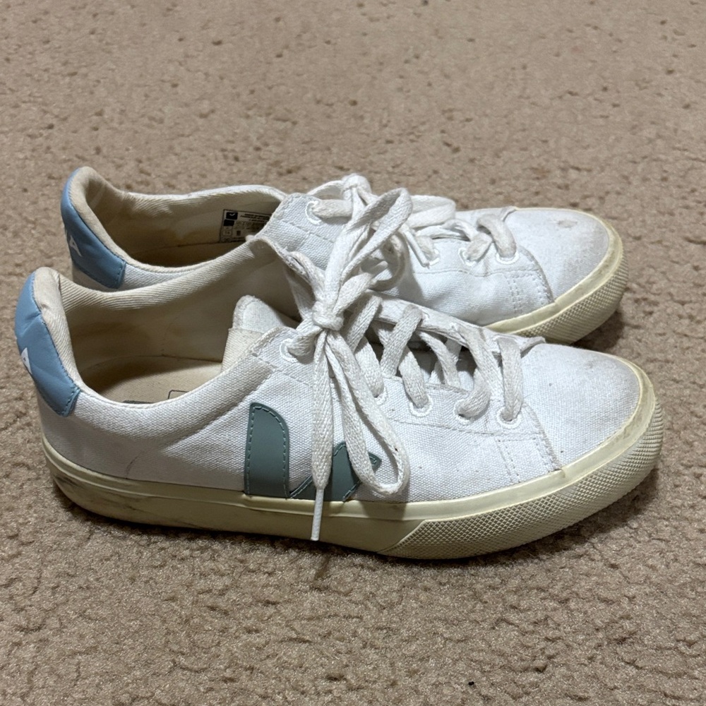 Veja sneakers
